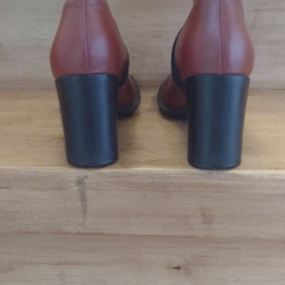 Principles Red Square Toe Boots.Leather upper.Size 7.5 - Picture 5 of 7